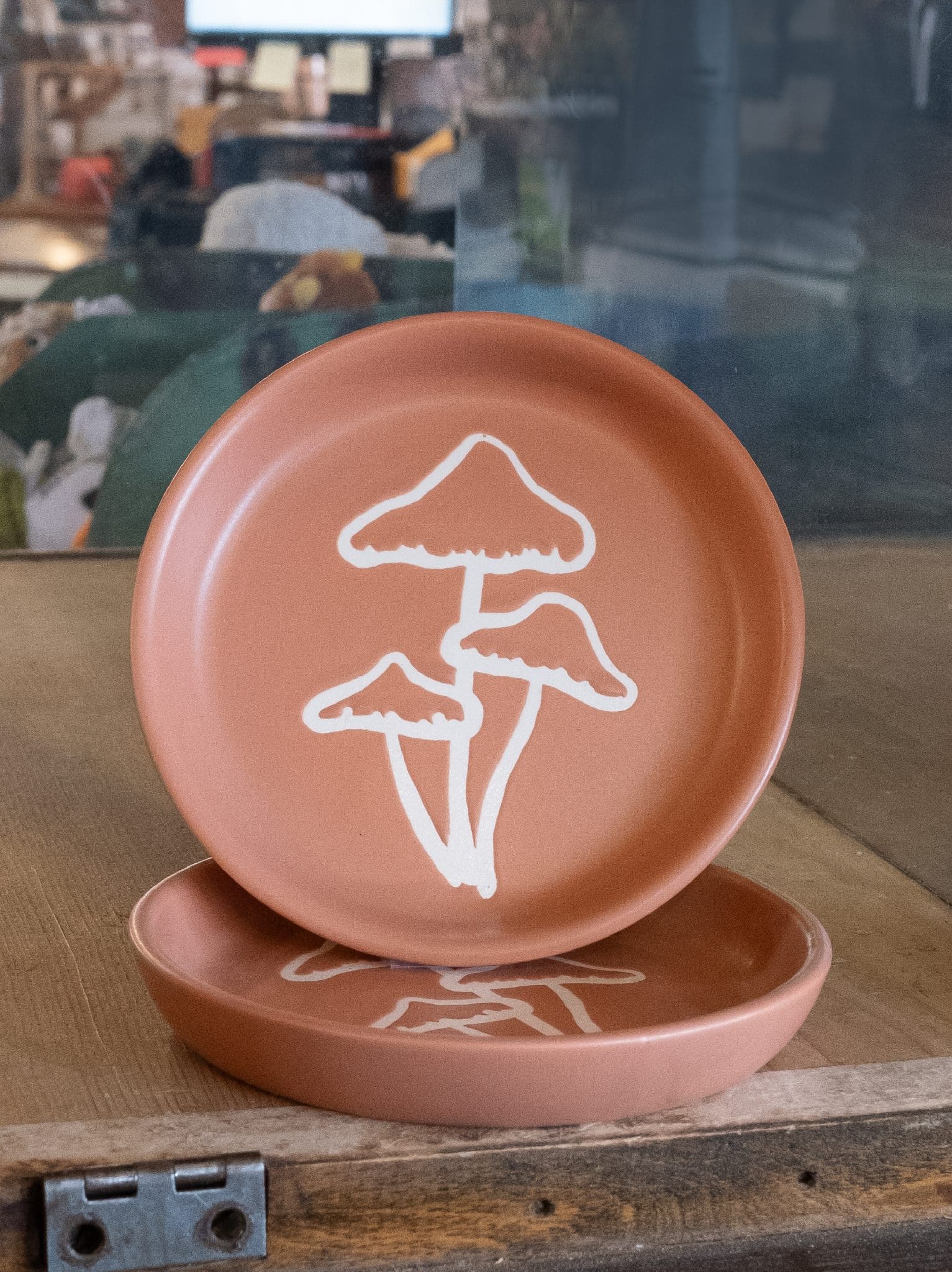 https://www.bemadeinc.com/wp-content/uploads/2023/06/be-made-hays-ks-mushroom-coaster-trinket-dish-clay-gift-2-scaled.jpg